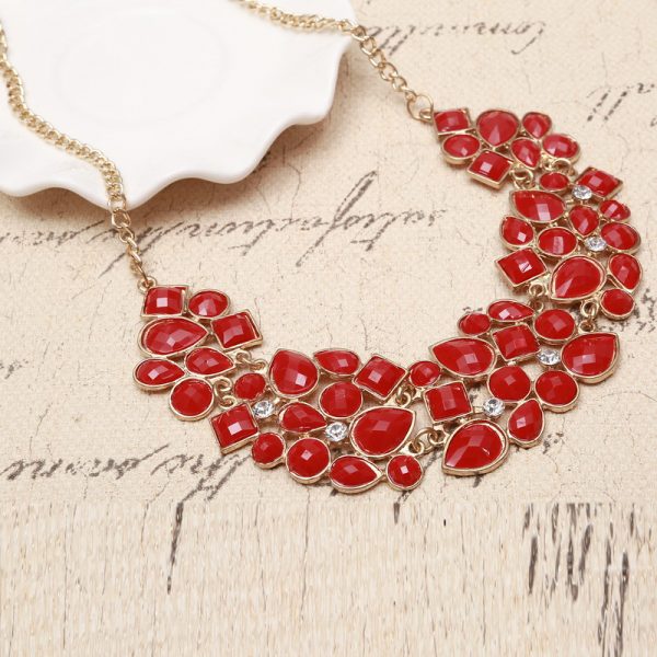 Statement necklace -Red